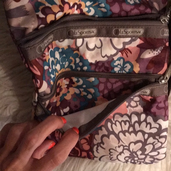 LESPORTSAC - Picture 4 of 4